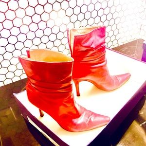 Stuart weitzmann red leather booties size 8